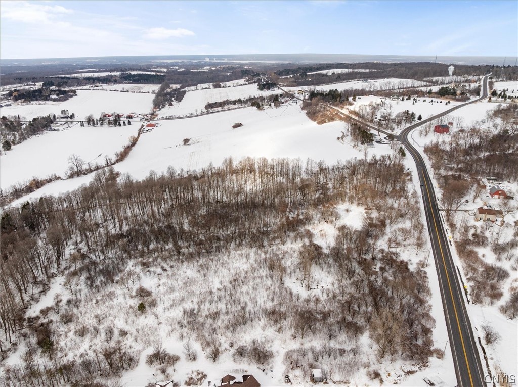 3923 Makyes Road Onondaga, NY 13215 - Photo 4 of 16