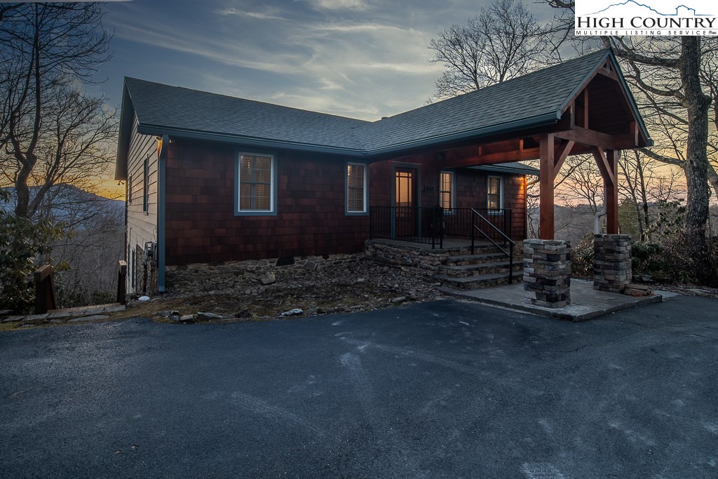 107-109 Red Rhododendron Road Boone, NC 28607 - Photo 2 of 50 Gallery Image 2
