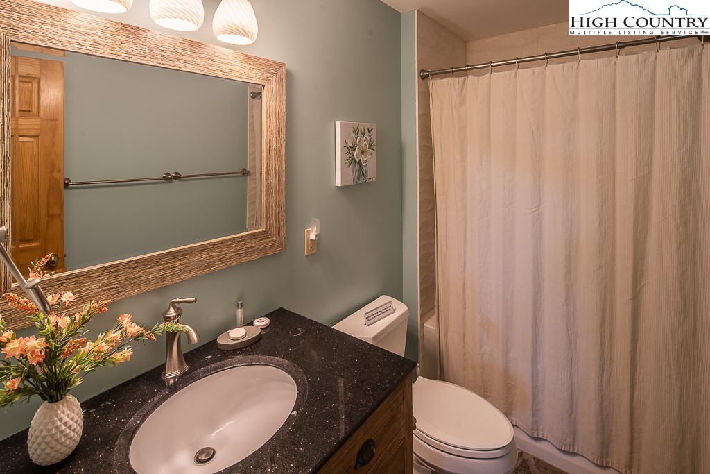 107-109 Red Rhododendron Road Boone, NC 28607 - Photo 38 of 50 Gallery Image 38