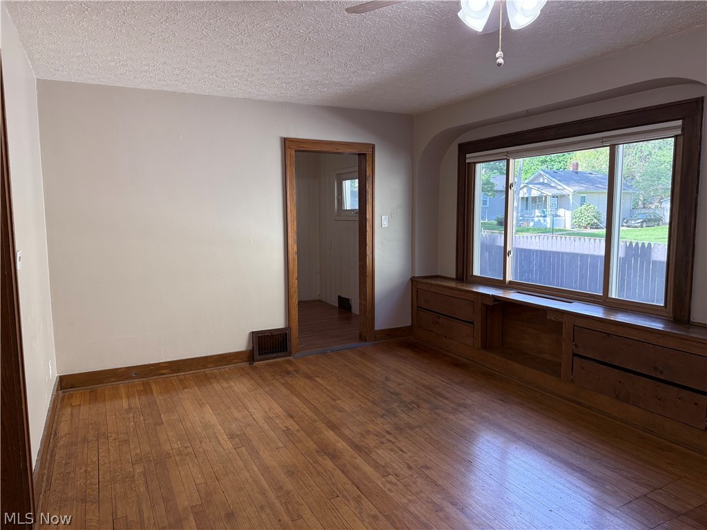 1468 Riverside Drive Akron, OH 44310 - Photo 7 of 23 Gallery Image 7