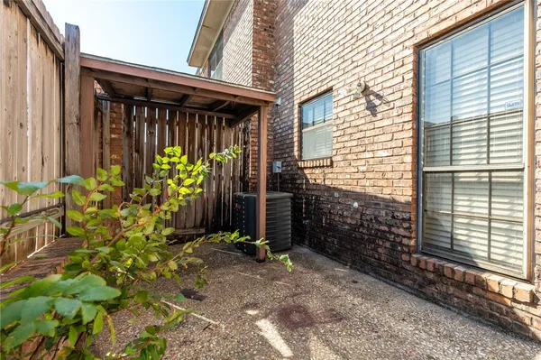$159,900 | 1294 Speight Avenue, Waco, TX 76706