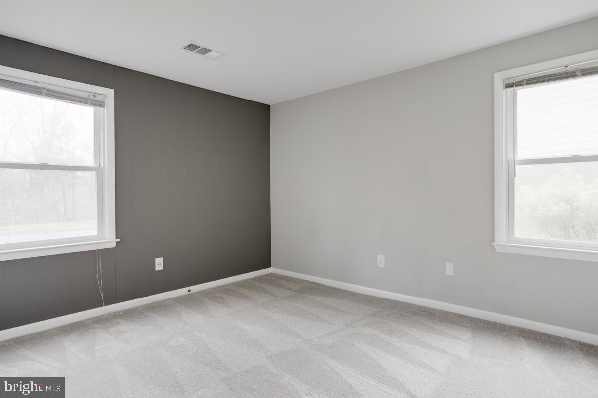 9127 Andromeda Drive Burke, VA 22015 - Photo 11 of 39