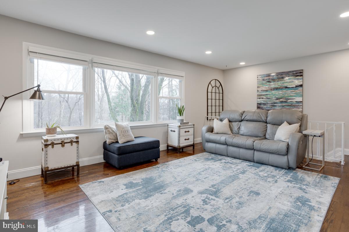 9127 Andromeda Drive Burke, VA 22015 - Photo 15 of 39