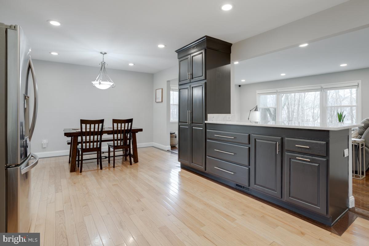 9127 Andromeda Drive Burke, VA 22015 - Photo 20 of 39