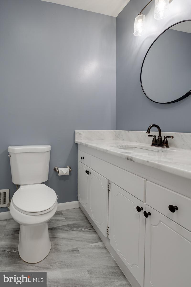 9127 Andromeda Drive Burke, VA 22015 - Photo 28 of 39