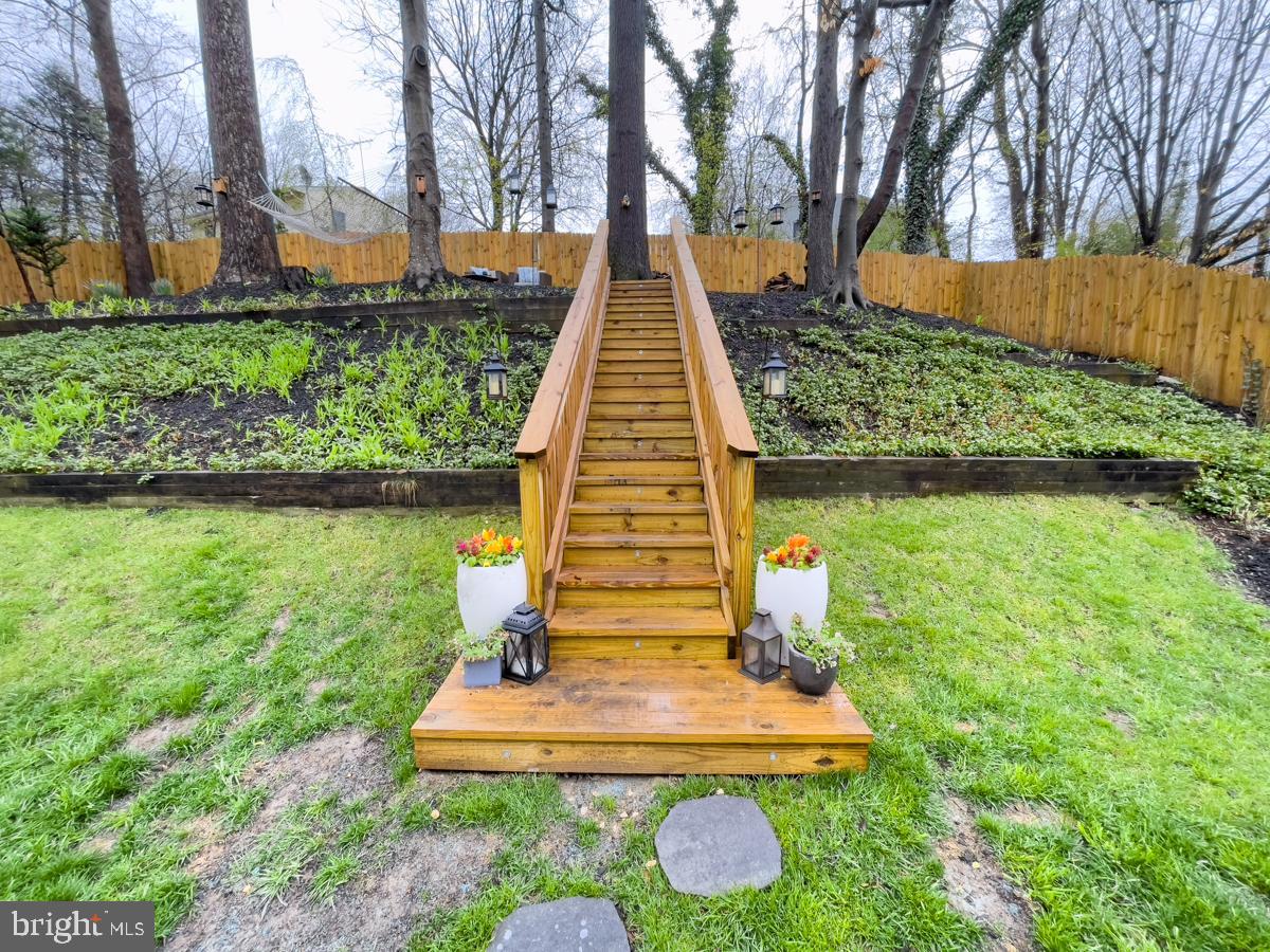 9127 Andromeda Drive Burke, VA 22015 - Photo 31 of 39