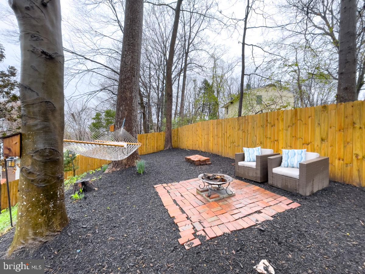 9127 Andromeda Drive Burke, VA 22015 - Photo 33 of 39