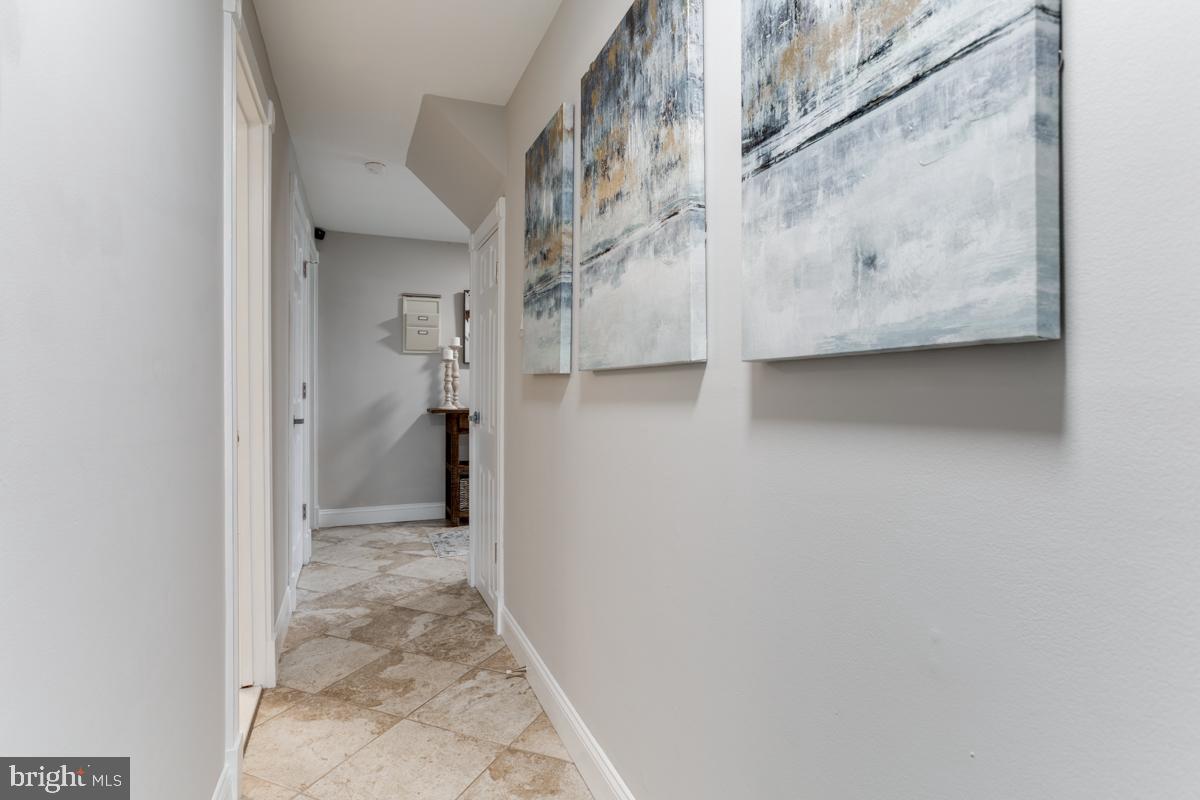 9127 Andromeda Drive Burke, VA 22015 - Photo 7 of 39