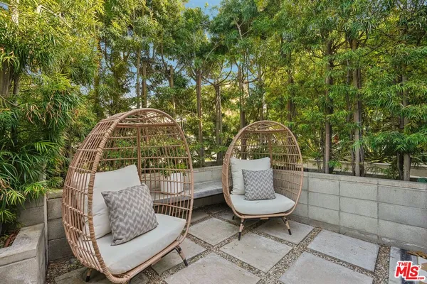 $2,295,000 | 639 Pacific Street, Unit A, Santa Monica, CA 90405