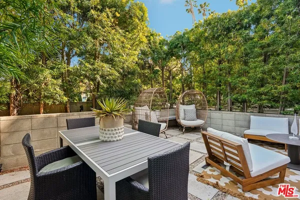 $2,295,000 | 639 Pacific Street, Unit A, Santa Monica, CA 90405