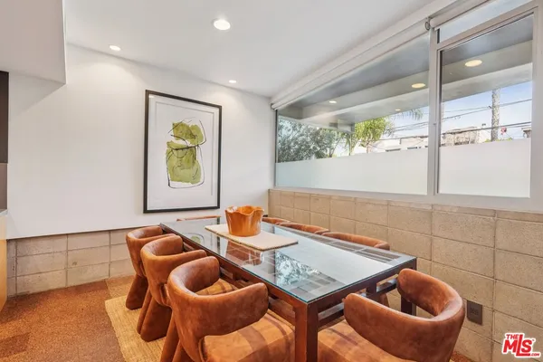 $2,295,000 | 639 Pacific Street, Unit A, Santa Monica, CA 90405