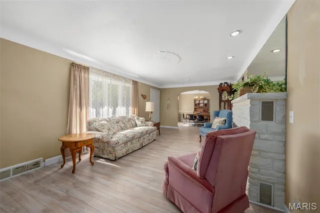 $399,900 | 3301 Lark Drive, Arnold, MO 63010