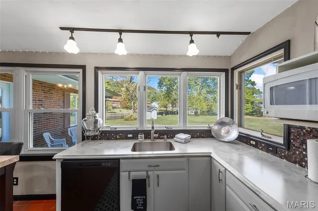 $399,900 | 3301 Lark Drive, Arnold, MO 63010