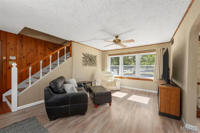 $399,900 | 3301 Lark Drive, Arnold, MO 63010