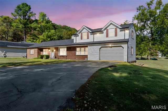 $399,900 | 3301 Lark Drive, Arnold, MO 63010