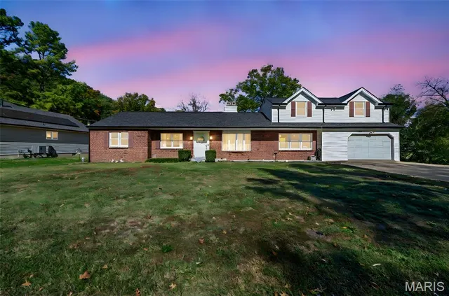 $399,900 | 3301 Lark Drive, Arnold, MO 63010