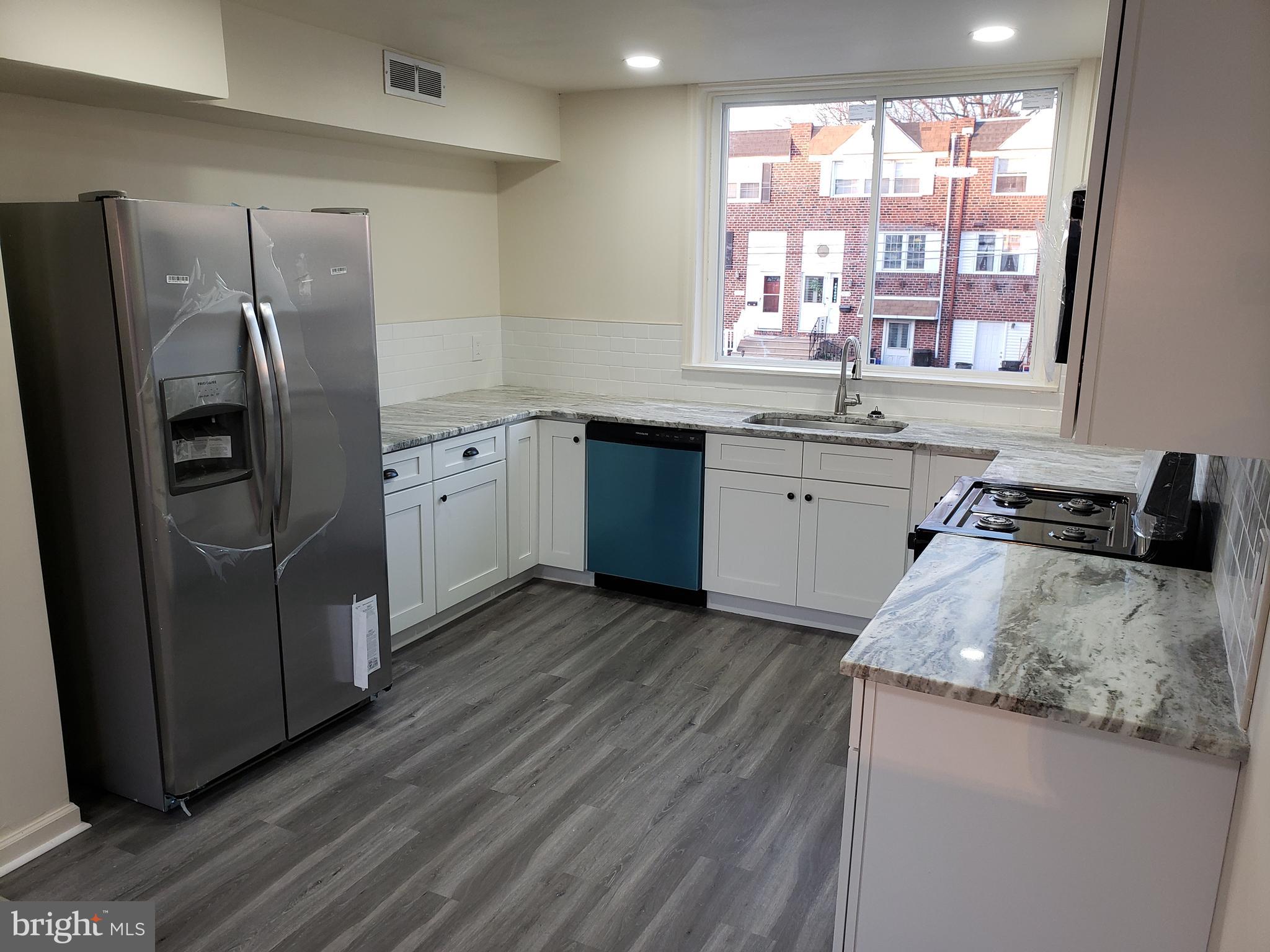 3208 Holly Road Philadelphia, PA 19154 - Photo 15 of 108
