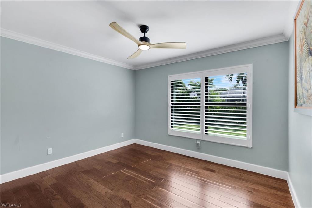 520 Raven Way Naples, FL 34110 - Photo 18 of 27 Gallery Image 18