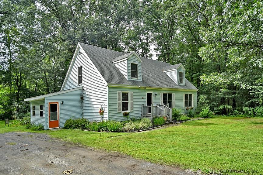 259 Lower Newtown Road Halfmoon, NY 12188 - Photo 2 of 44 Photo 2