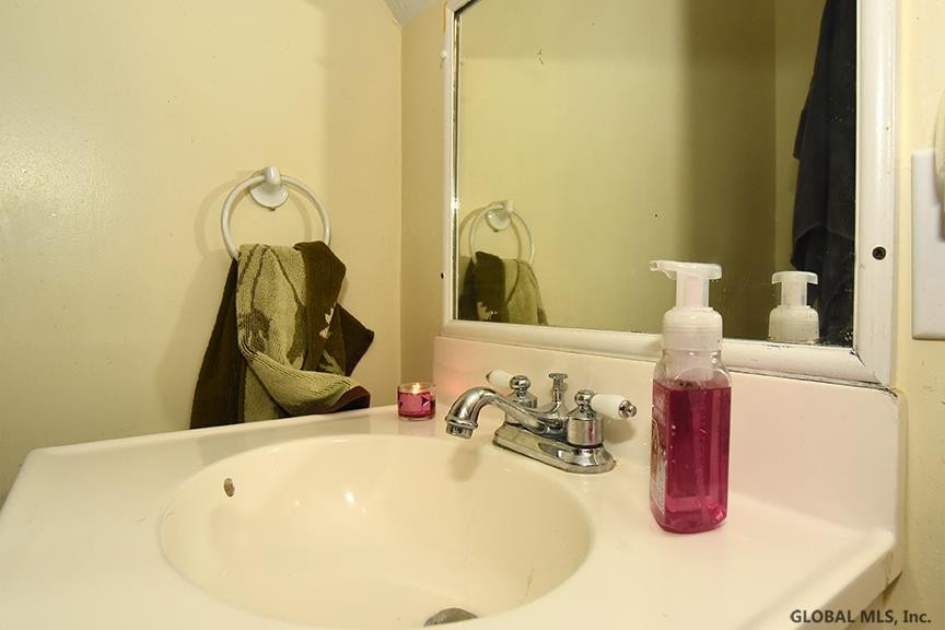 259 Lower Newtown Road Halfmoon, NY 12188 - Photo 21 of 44 Photo 21