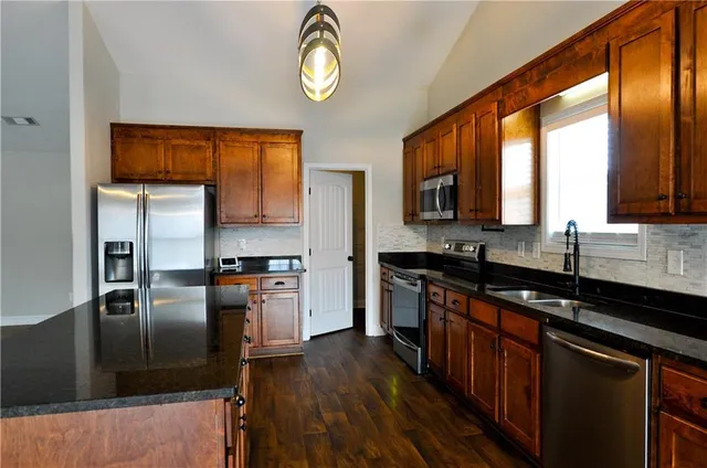 $2,300 | 691 River Mist Circle, Jefferson, GA 30549