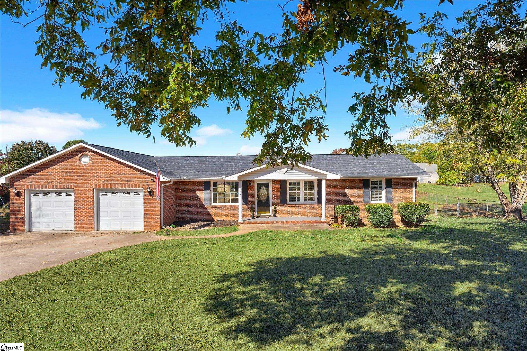 109 Carson Drive Starr, SC 29684 - Photo 1 of 33