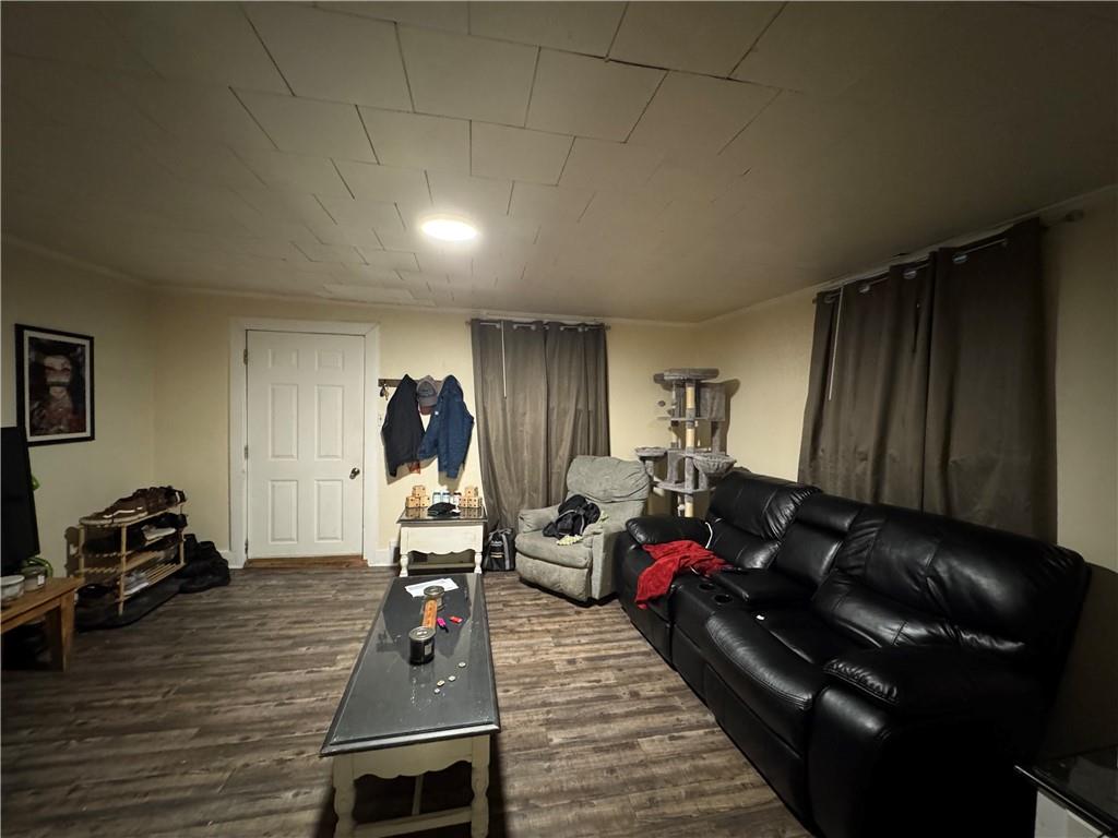 238-242 Philadelphia Street Indiana, PA 15701 - Photo 15 of 25 a living room with furniture