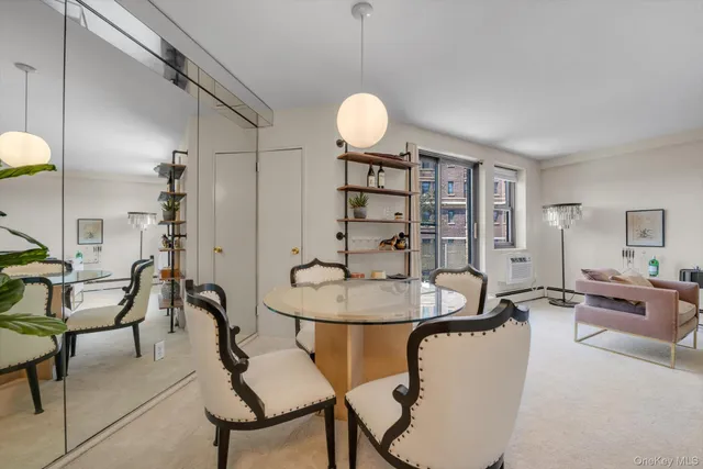 $450,000 | 5 Schenck Avenue, Unit 3K, Great Neck, NY 11021