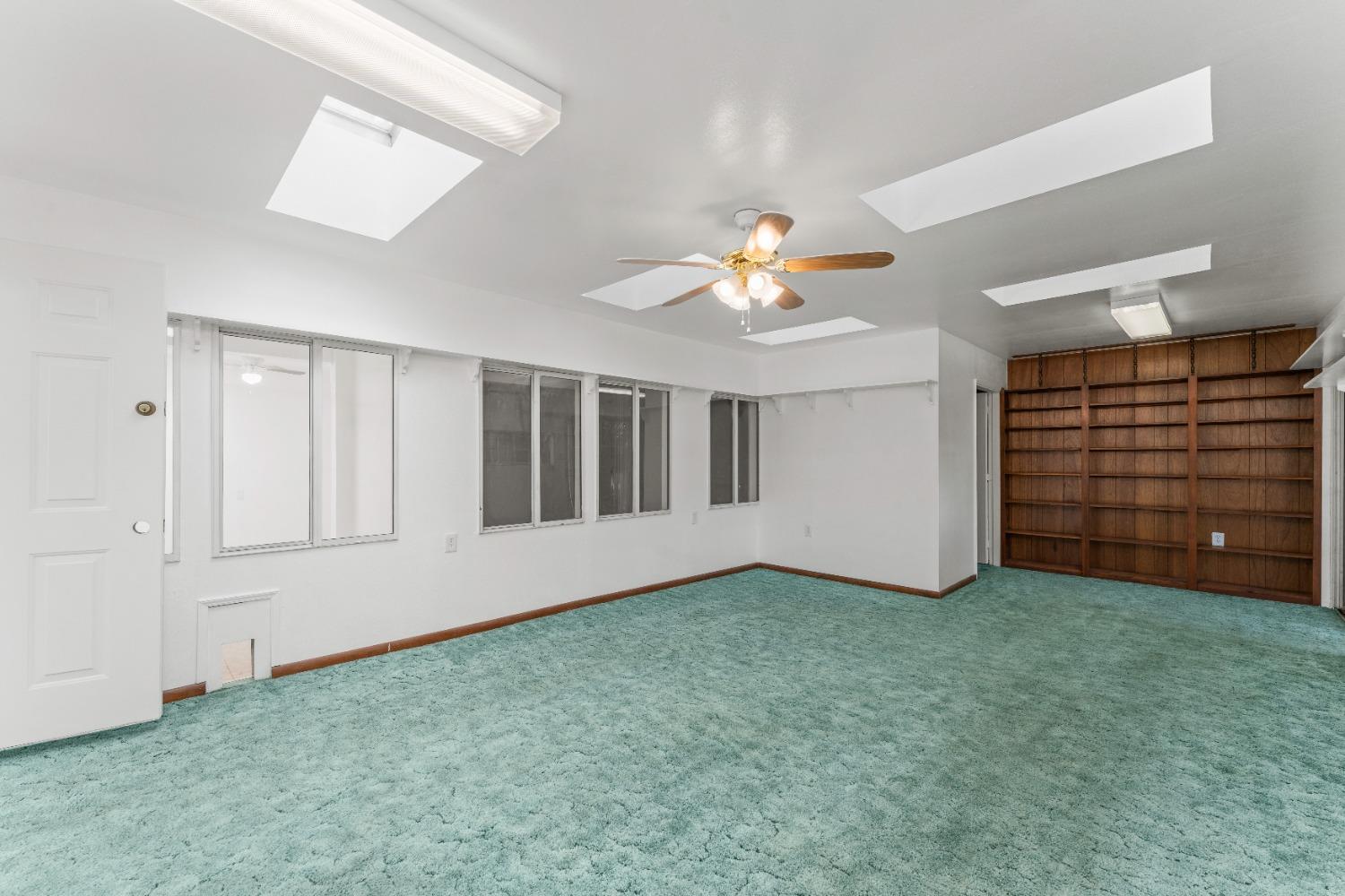 6849 26th Street Rio Linda, CA 95673 - Photo 14 of 56 a view of an empty room with a window