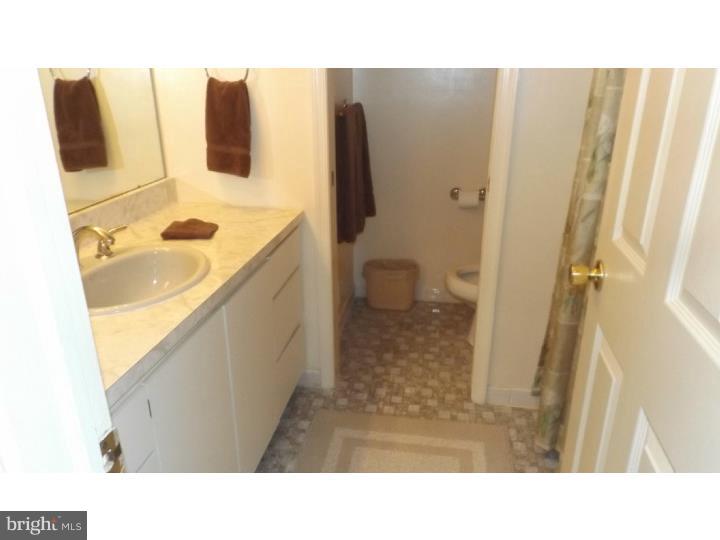 1075 Jacksonville Road Warminster, PA 18974 - Photo 17 of 25 Gallery Image 17
