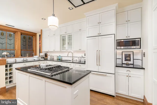 $2,300,000 | 1737 Church Street Northwest, Washington, DC 20036