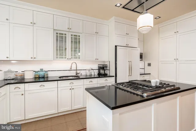 $2,300,000 | 1737 Church Street Northwest, Washington, DC 20036