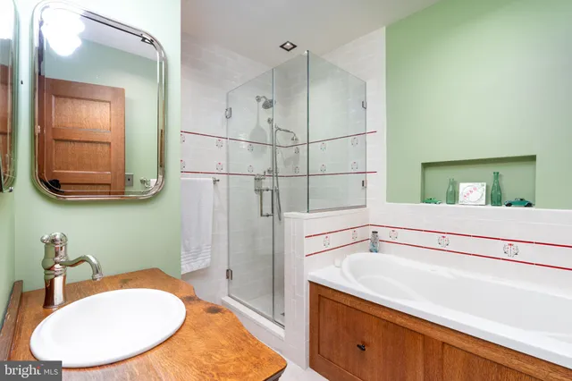 $2,300,000 | 1737 Church Street Northwest, Washington, DC 20036