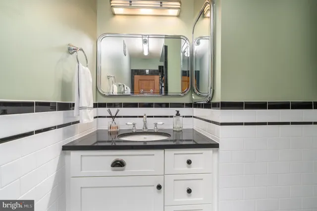 $2,300,000 | 1737 Church Street Northwest, Washington, DC 20036