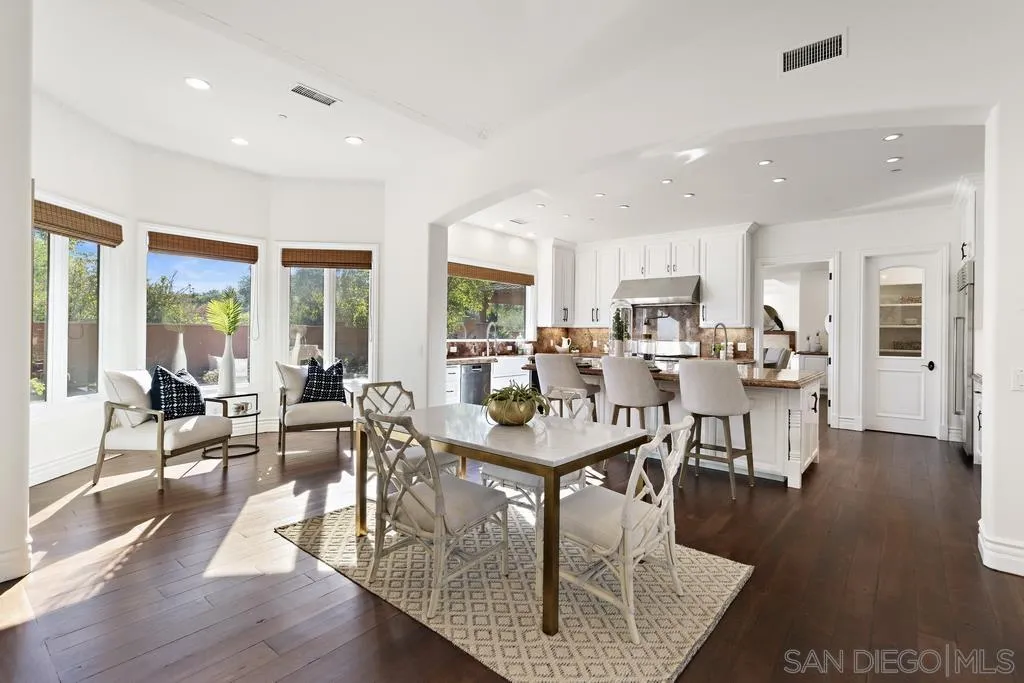 3427 Via Monteverde Encinitas, CA 92024 - Photo 11 of 32