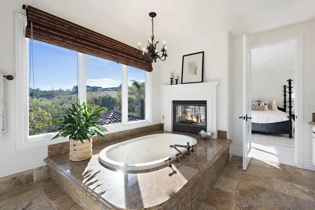 3427 Via Monteverde Encinitas, CA 92024 - Photo 22 of 32