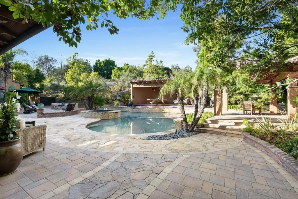 3427 Via Monteverde Encinitas, CA 92024 - Photo 27 of 32