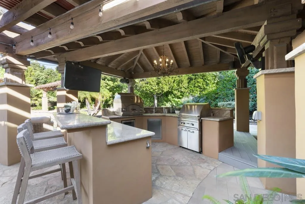 3427 Via Monteverde Encinitas, CA 92024 - Photo 28 of 32