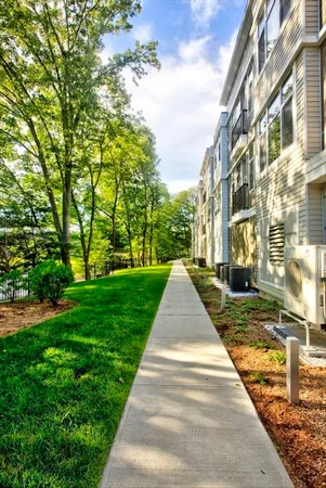 $629,900 | 27 Jefferson Street, Unit 105, Marlborough, MA 01752