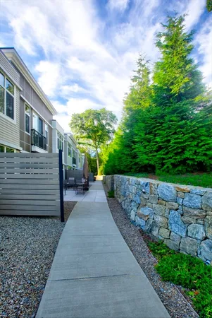 $629,900 | 27 Jefferson Street, Unit 105, Marlborough, MA 01752