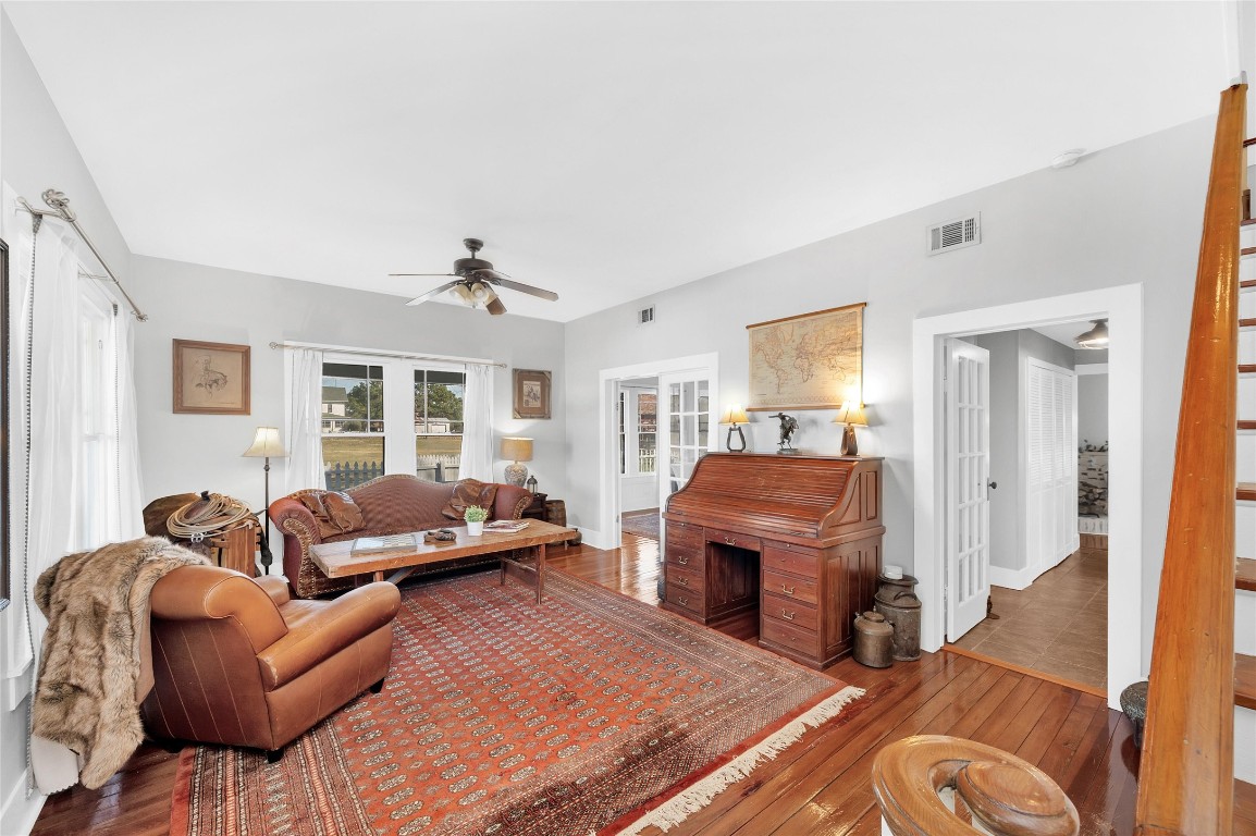 10152 Farm To Market Road 949 Cat Spring, TX 78933 - Photo 19 of 45 a living room with furniture and a flat screen tv