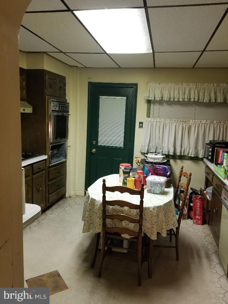 218 Tasker Street Philadelphia, PA 19148 - Photo 3 of 13 Gallery Image 3