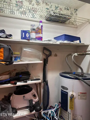 $368,500 | 449 Old Middlesboro Highway, La Follette, TN 37766