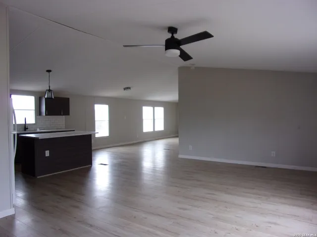 $1,750 | 360 Rangeland Road, Blanco, TX 78606