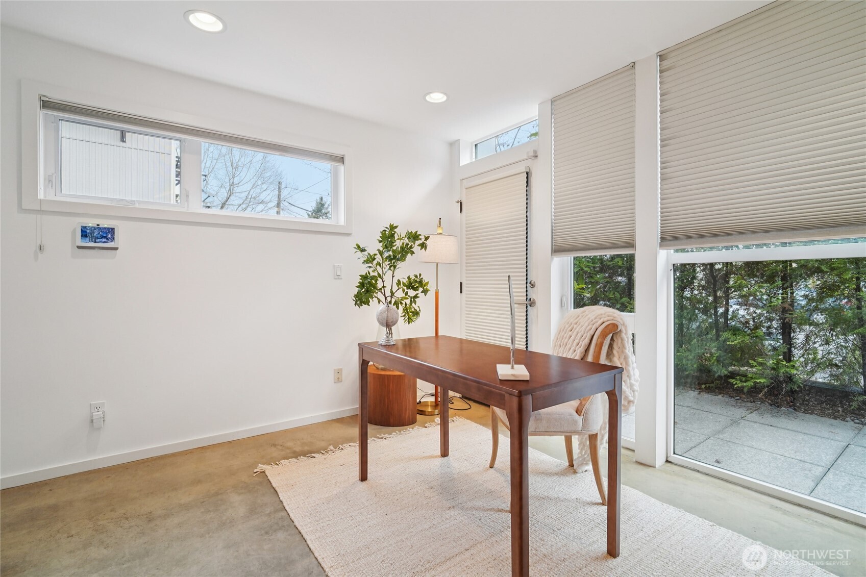 1321 South State Street, Unit C Seattle, WA 98144 - Photo 15 of 36 a view of a livingroom with furniture