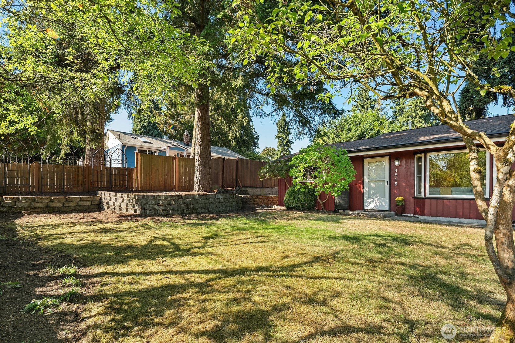 4815 244th Street Southwest Mountlake Terrace, WA 98043 - Photo 3 of 20