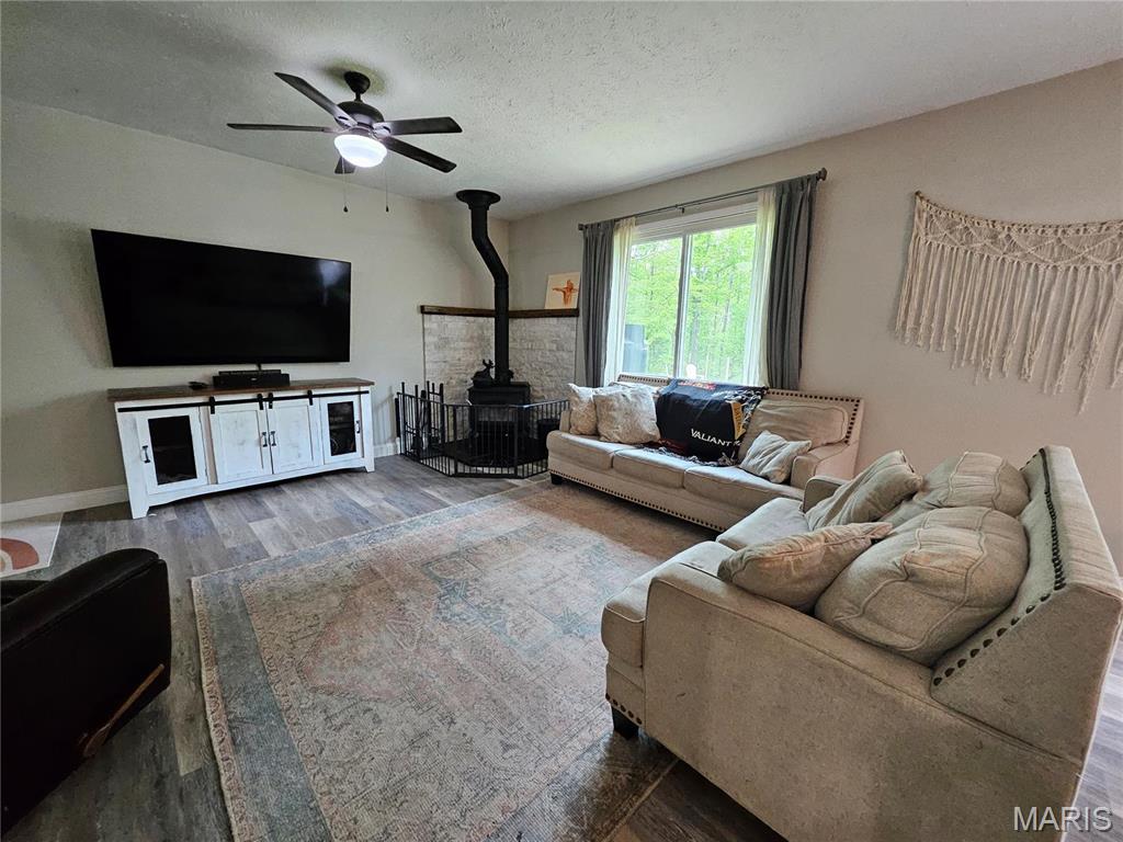 14040 Elm Drive Plato, MO 65552 - Photo 34 of 46