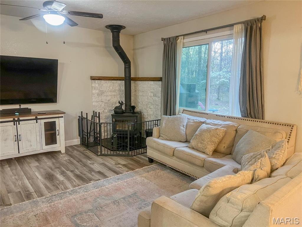 14040 Elm Drive Plato, MO 65552 - Photo 7 of 46