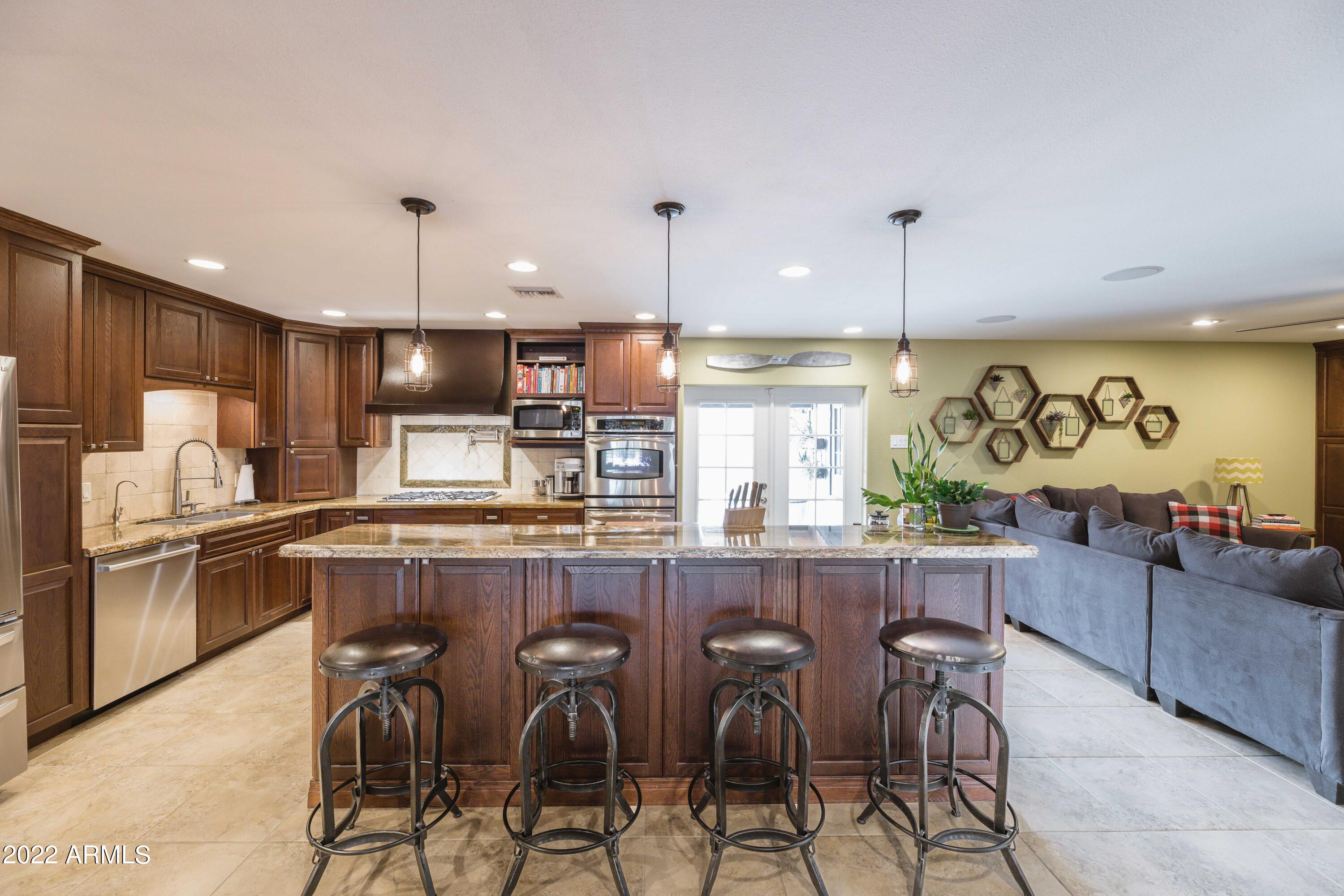 2922 South Terrace Road Tempe, AZ 85282 - Photo 8 of 38 2922 S Terrace Rd-4327