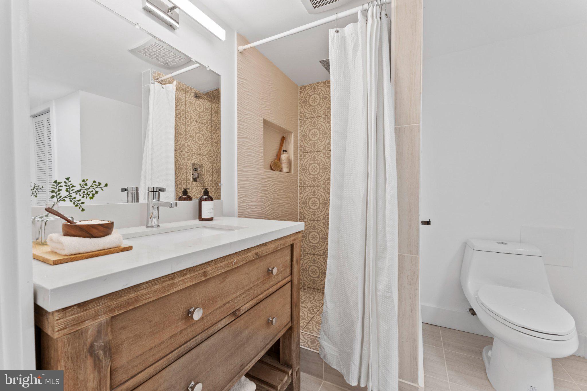 6522 Walhonding Road Bethesda, MD 20816 - Photo 49 of 56 Gallery Image 49